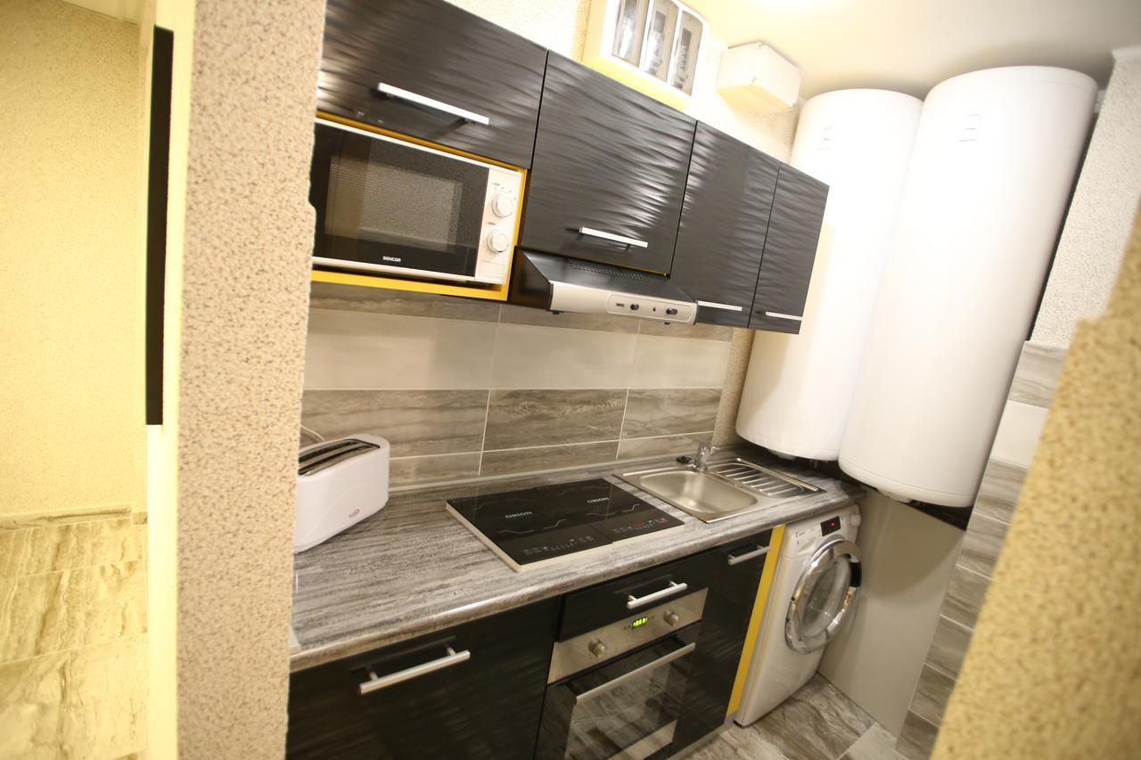Centrum Lux 2 Apartmanok Kaposvar Exterior photo